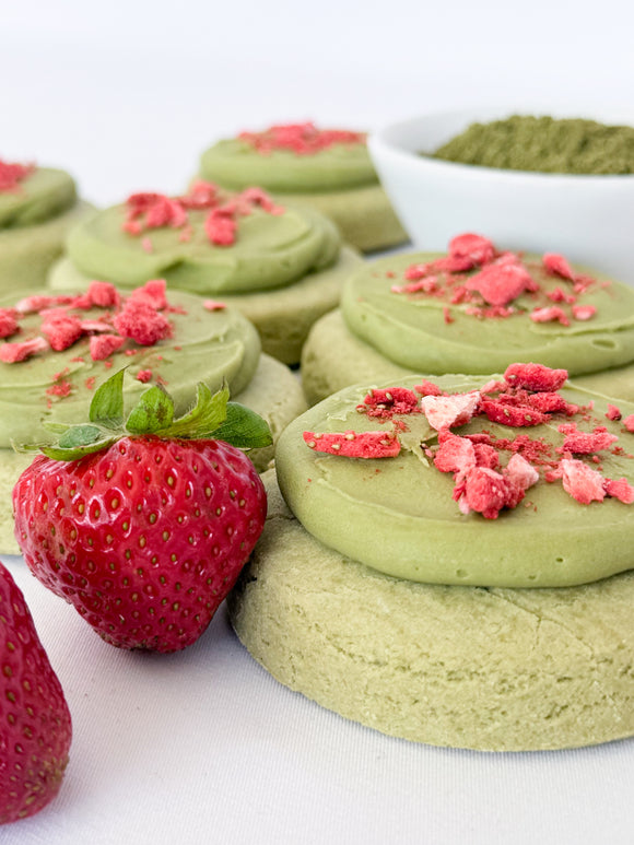 Strawberry Matcha Frosted Sugar Cookies (6)