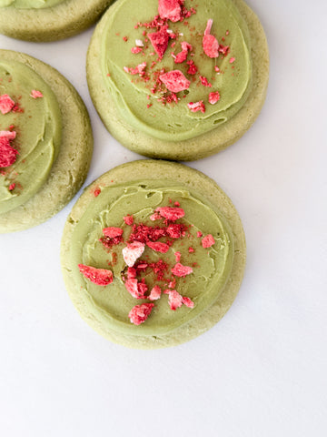 Strawberry Matcha Frosted Sugar Cookies (6)